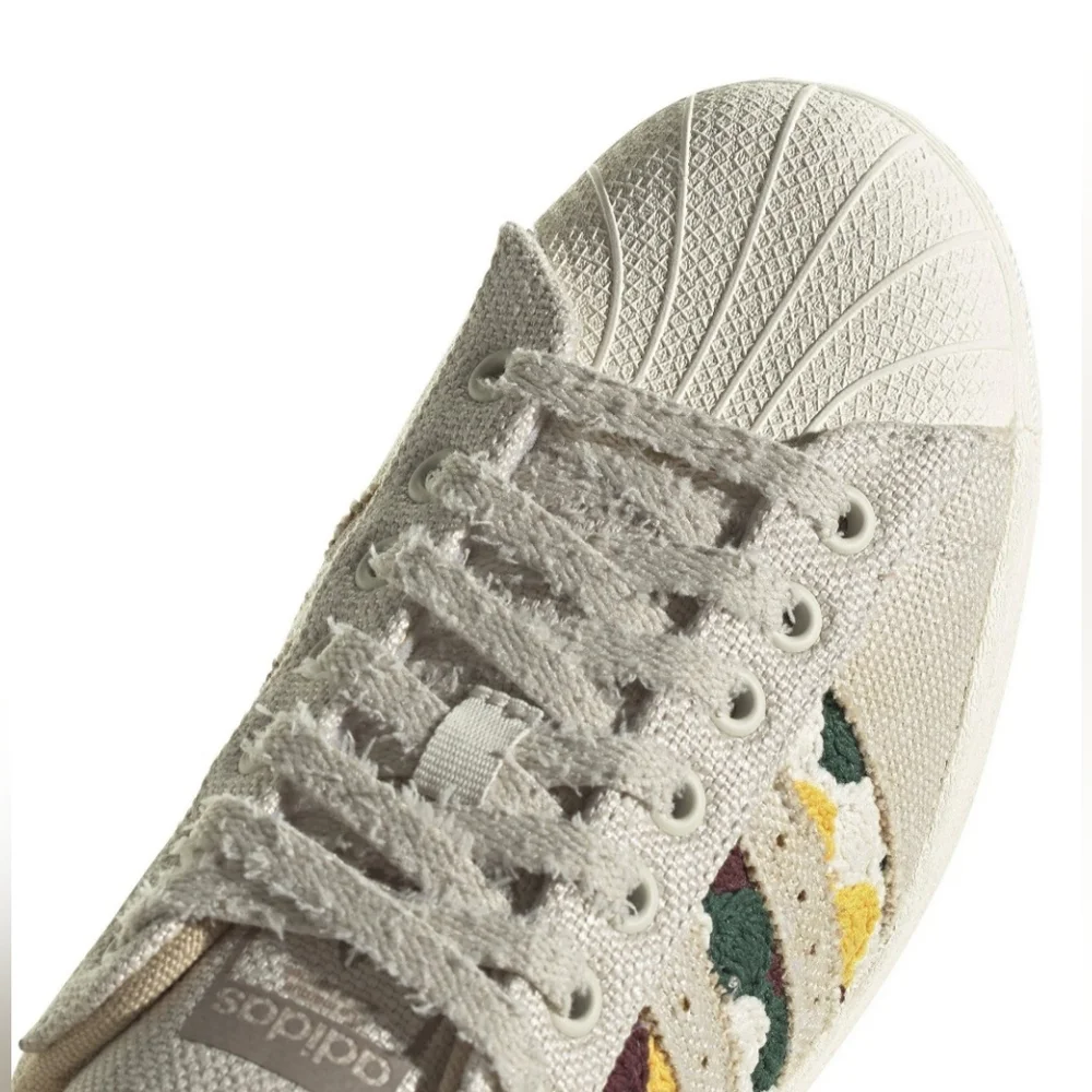 Adidas Superstar "Earth Day" *NWT* - Picture 5 of 13